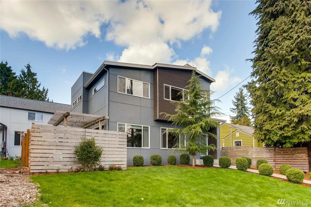 Property Photo:  9229 7th Ave NW  WA 98117 