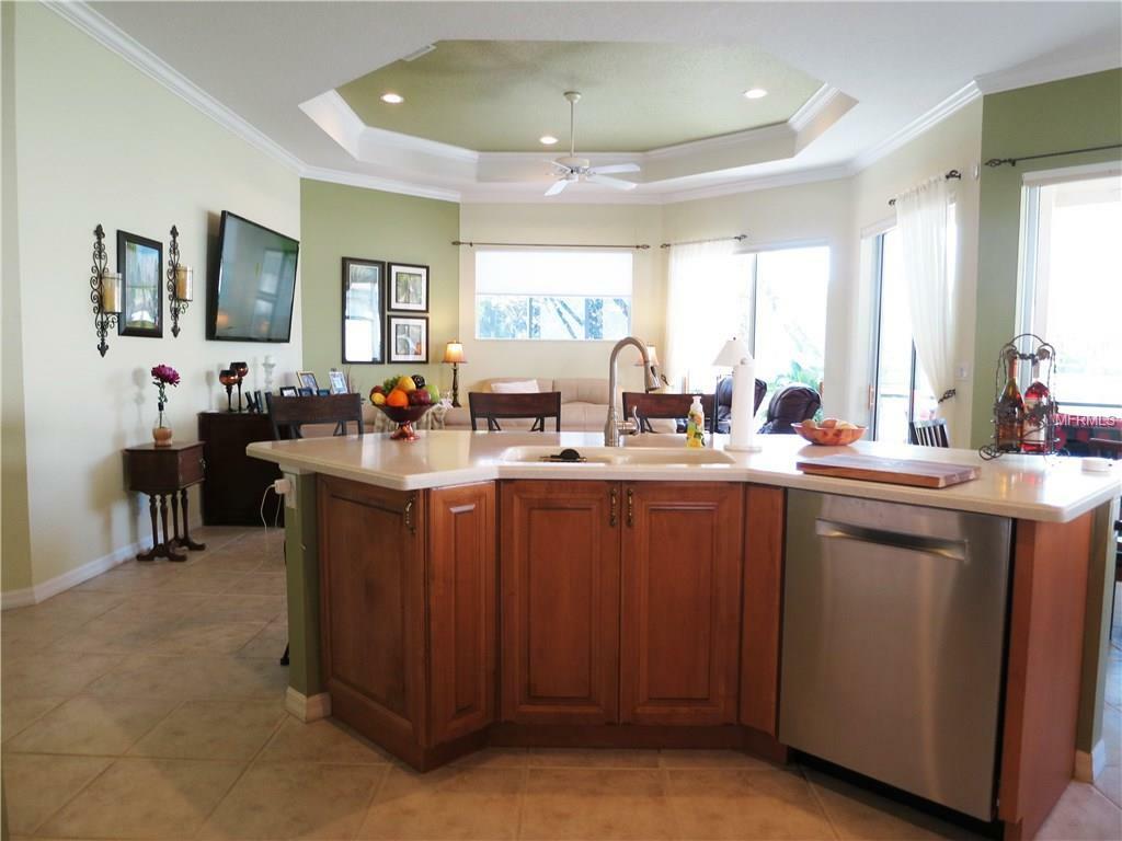 Property Photo:  7129 Orchid Island Place  FL 34202 