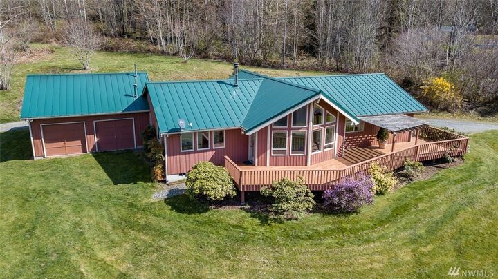 Property Photo:  20822 SE 226th St  WA 98038 