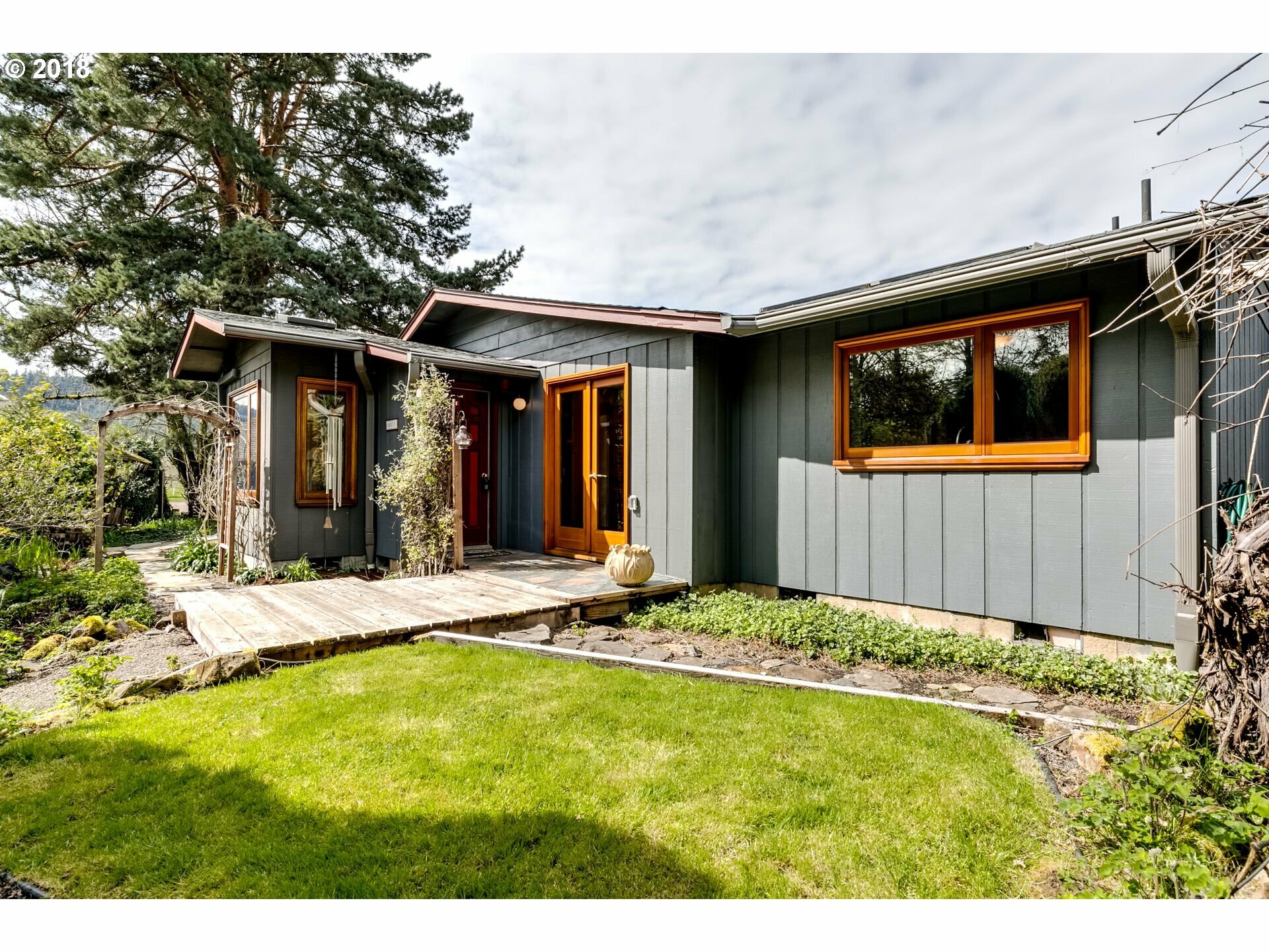 Property Photo: 36577 Pico St OR 97478
