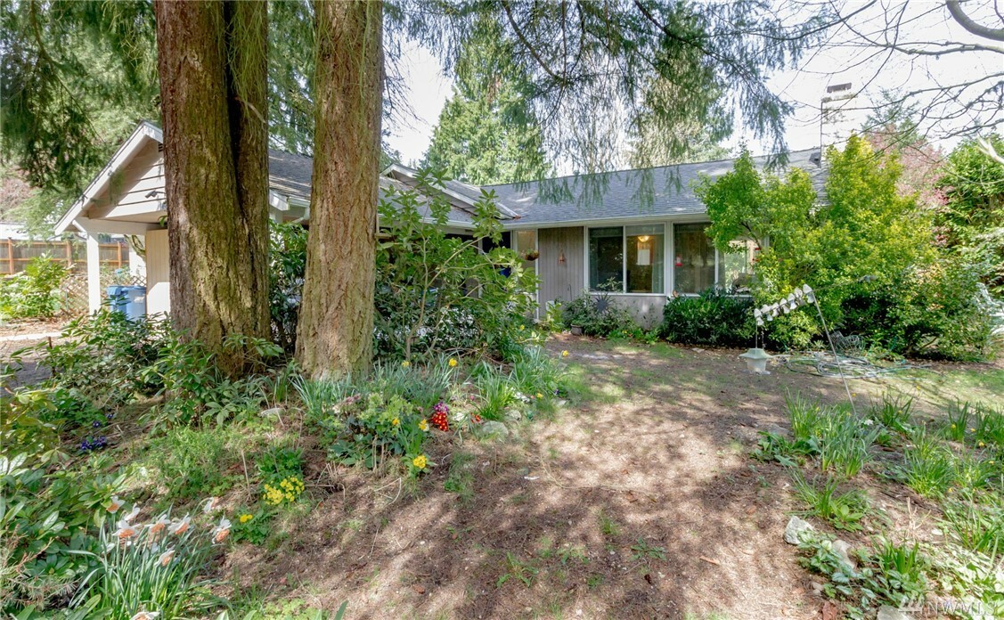 Property Photo:  1451 E Maple St  WA 98030 