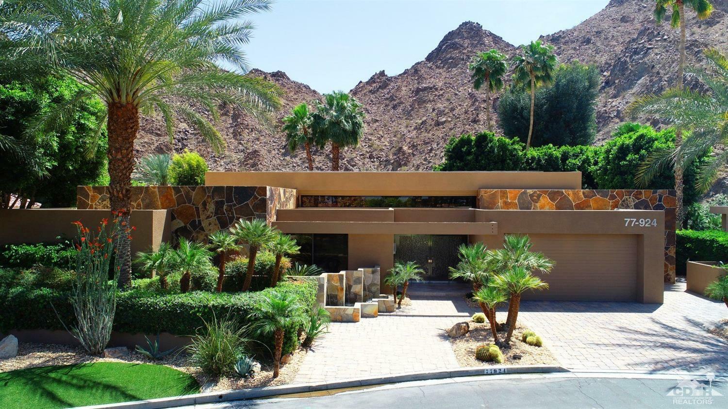 Property Photo: 77924 Cottonwood Cove CA 92210
