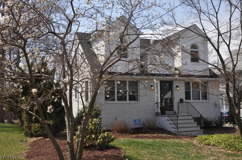 Property Photo:  4 Myrtle Ave  NJ 07940 