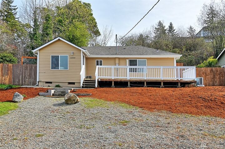 11050 24th Place SW  Seattle WA 98146 photo