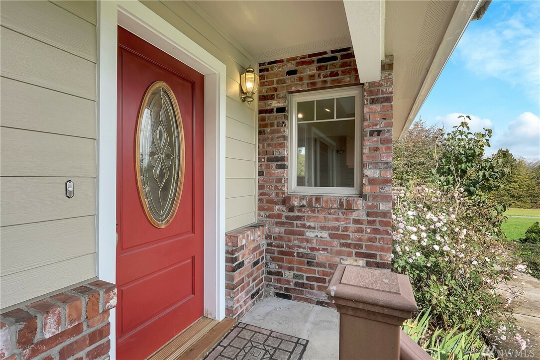 Property Photo: 3411 Meadow Wood Lane WA 98248