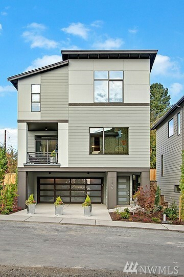Property Photo: 17826 19th Ave W 3 WA 98037