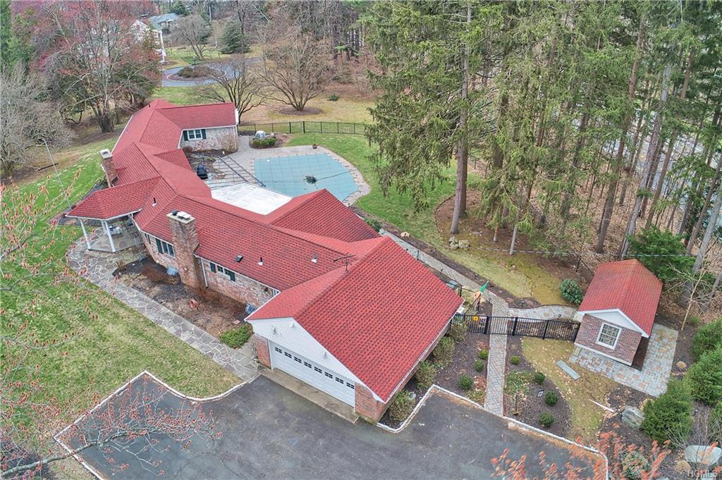 Property Photo:  332 Germonds Road  NY 10994 