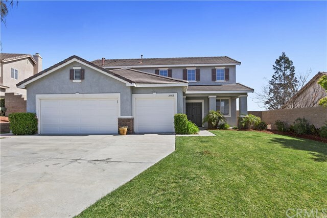 Property Photo: 31062 Bonsai Circle CA 92596