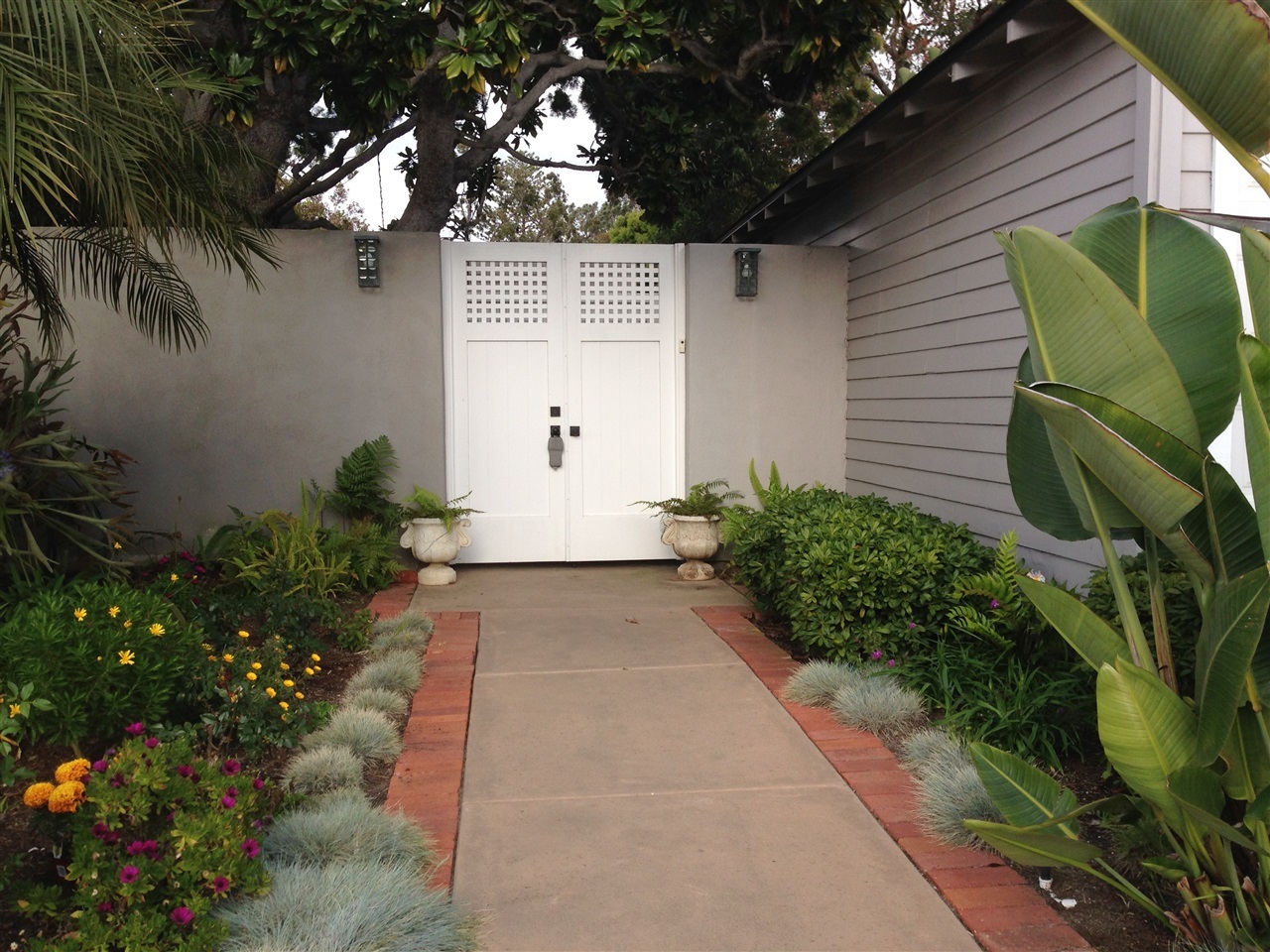 Property Photo:  7765 Ludington Place  CA 92037 