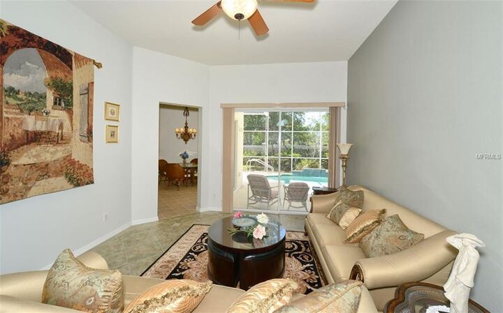 Property Photo: 4044 65th Place E FL 34243