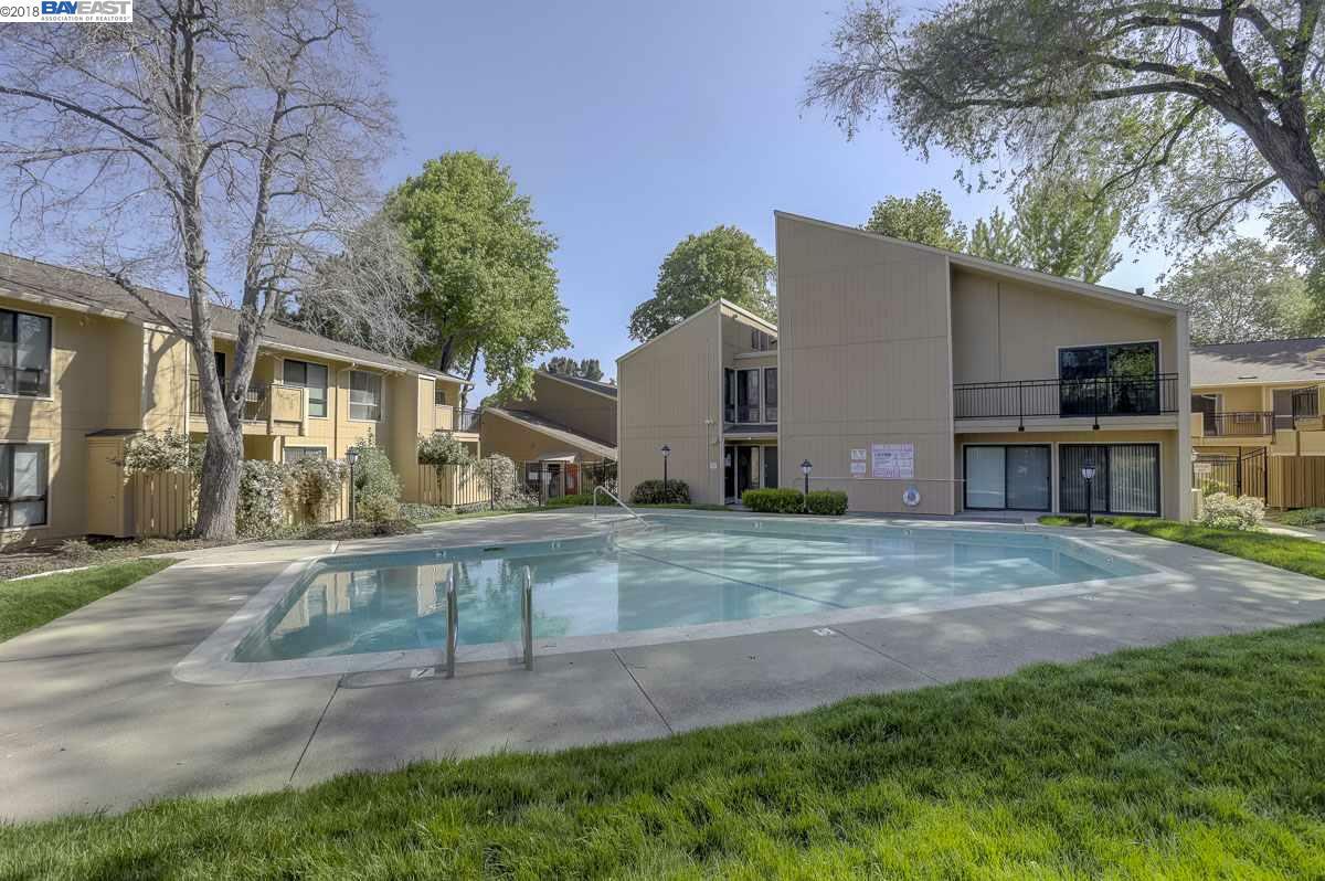Property Photo: 8975 Alcosta 138 CA 94583-4028