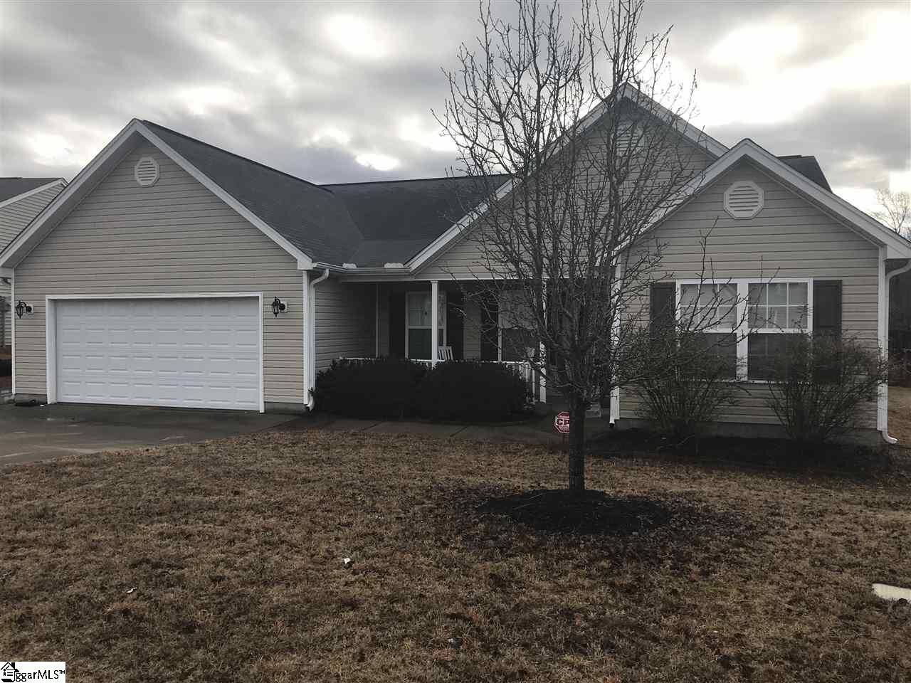 Property Photo: 615 Pauline Lane SC 29376