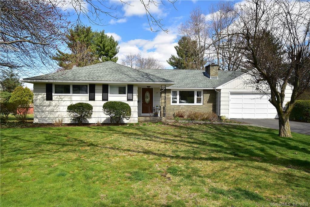 18 Ridgeview Drive  Farmington CT 06032 photo