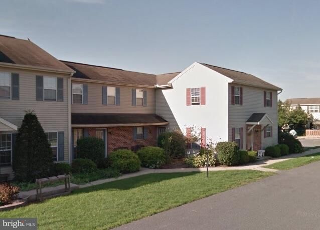 Property Photo:  272 Morgan Drive  PA 17540 