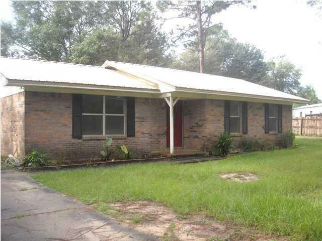 Property Photo:  3202 Skyline Drive  FL 32539 