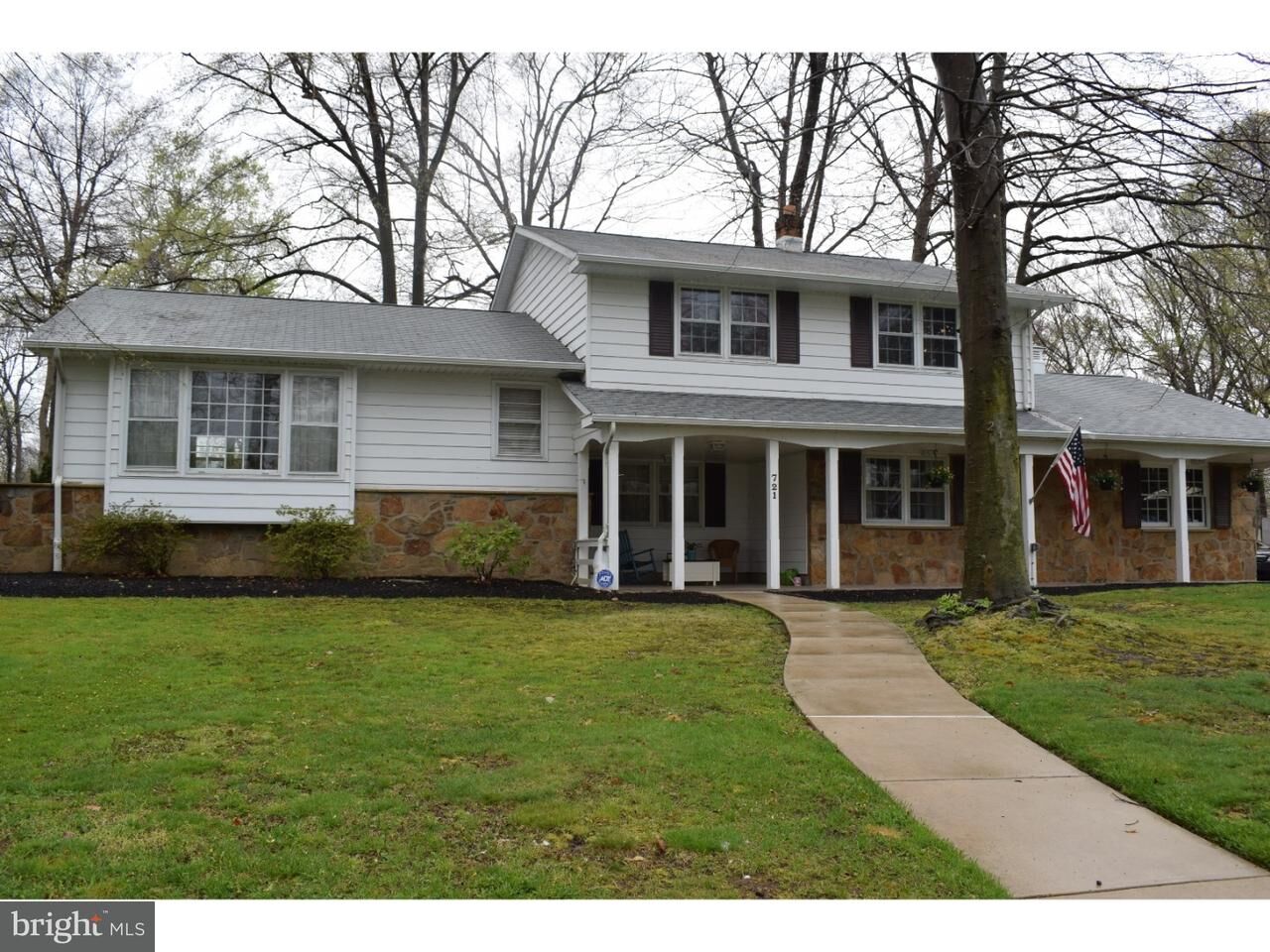 Property Photo: 721 Meadowview Drive NJ 08077