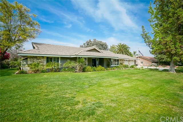 Property Photo:  16498 Wagon Wheel Drive  CA 92506 