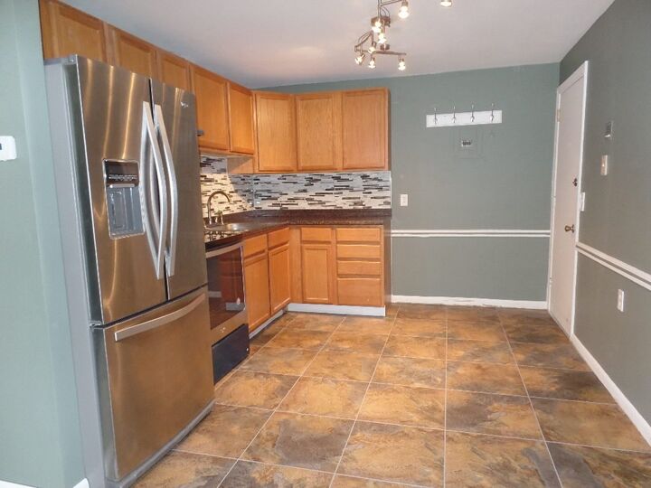 Property Photo: 97 East Broadway Road 8 NH 03038
