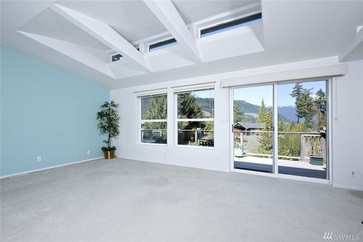 Property Photo:  481 N Standstill Dr S  WA 98548 