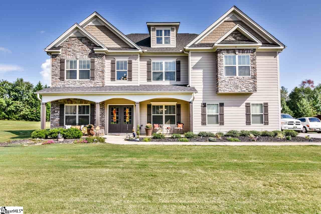 Property Photo:  105 Lacebark Court  SC 29680 