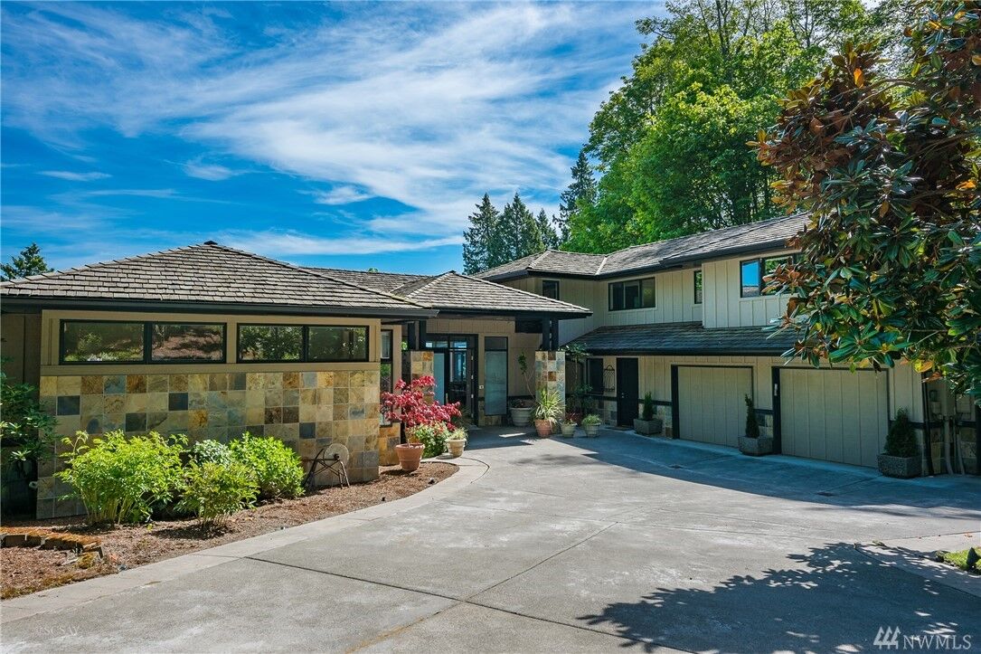 Property Photo: 9086 Pintail Loop WA 98230