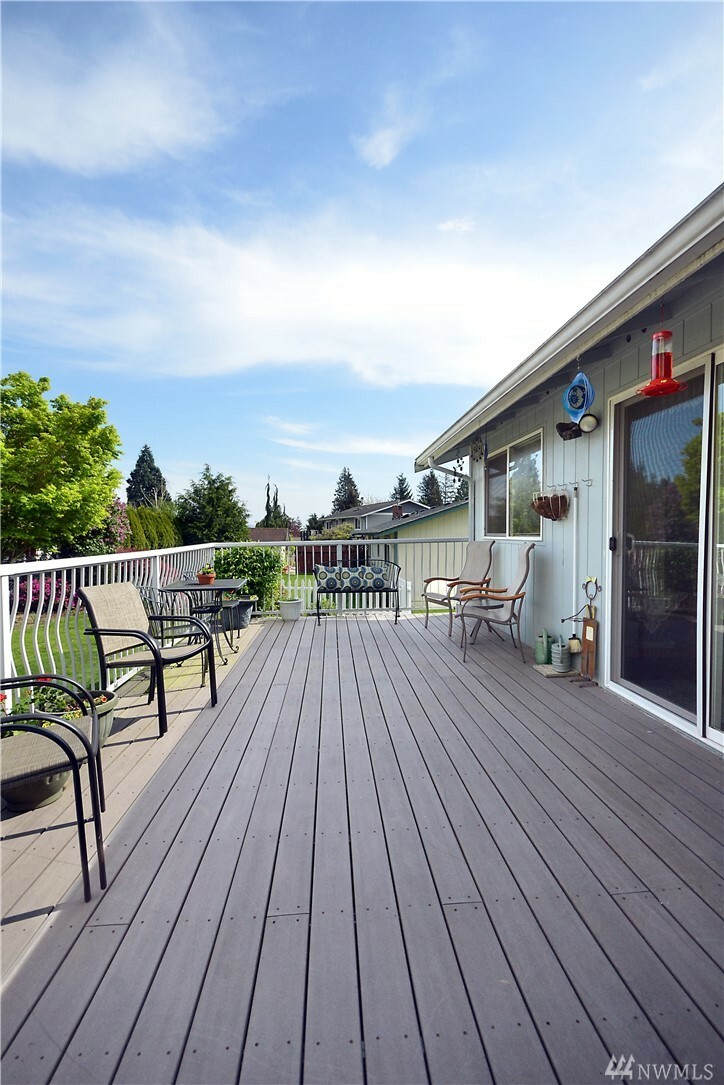 Property Photo: 2184 Robyn Dr WA 98248