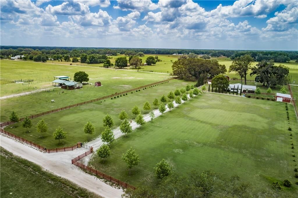 Property Photo: 8146 24th Way FL 33597