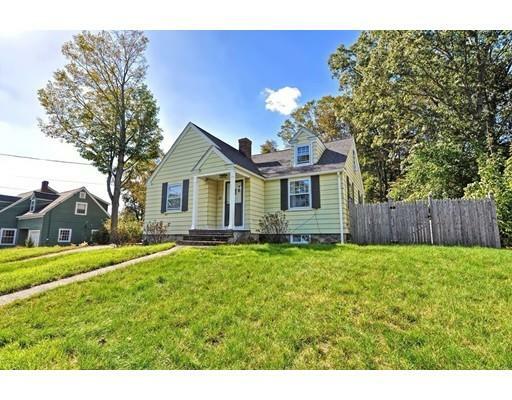 Property Photo:  4 Beech Circle  MA 01810 
