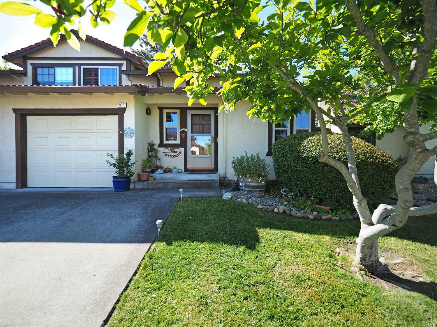 Property Photo: 997 Hacienda Circle CA 94928