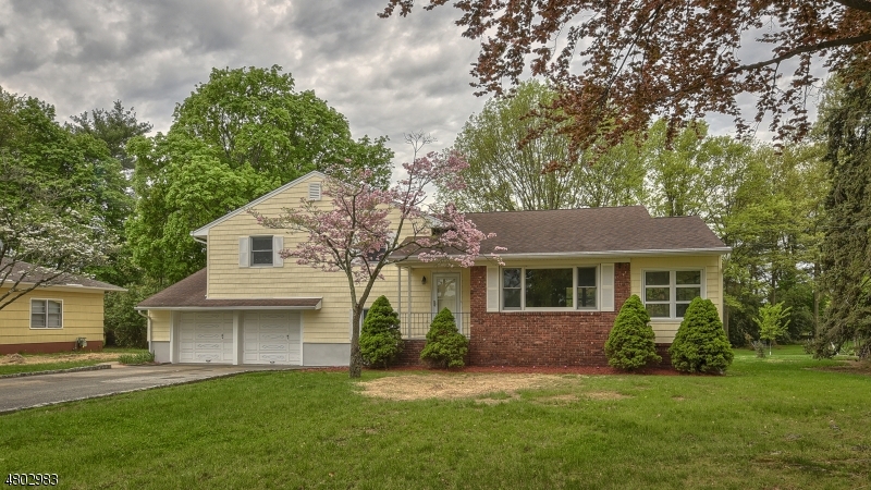 Property Photo:  234 Totowa Rd  NJ 07470 