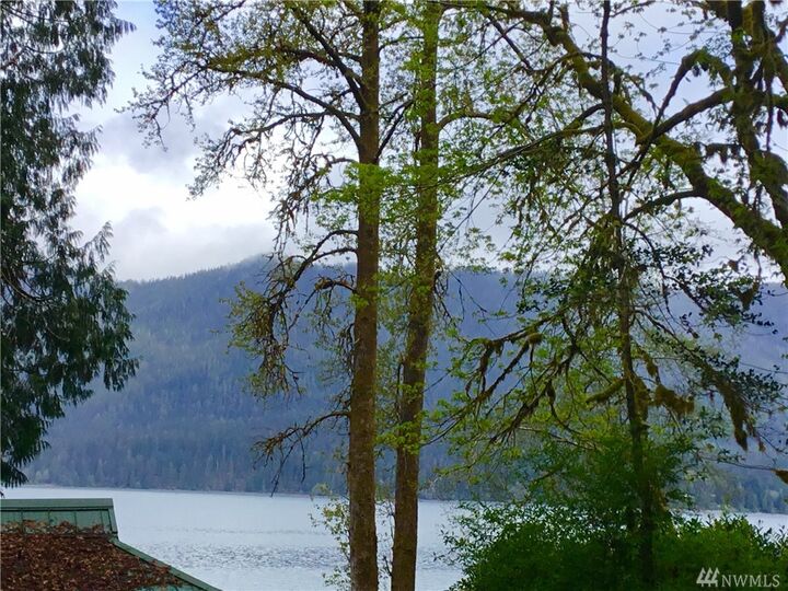 Property Photo:  416 S South Shore Rd  WA 98575 