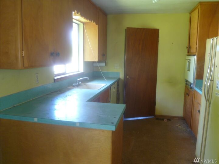 Property Photo: 15827 12th Ave SW WA 98166