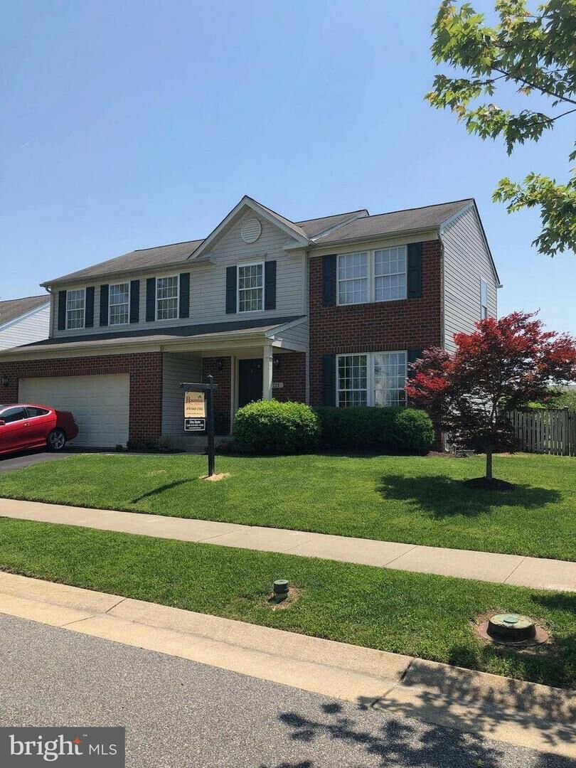 Property Photo: 221 Green Street MD 21617