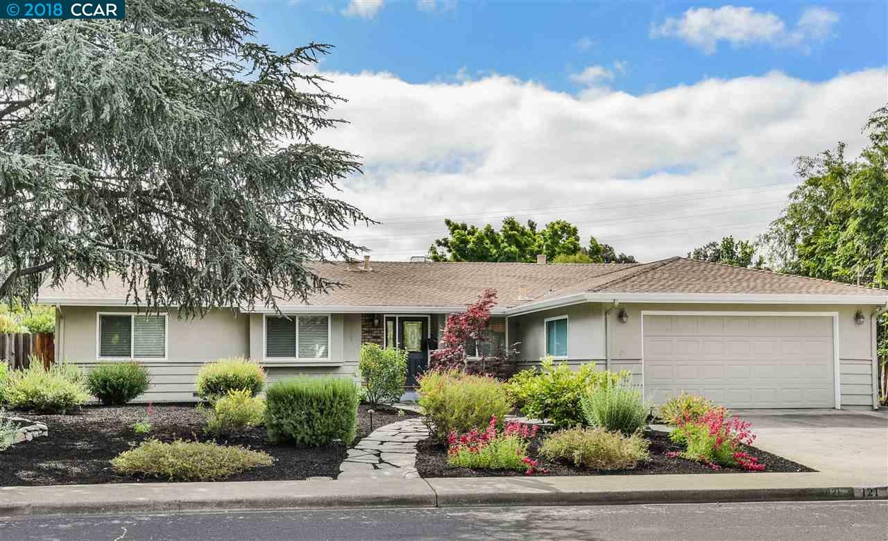Property Photo: 121 Warwick Dr CA 94598