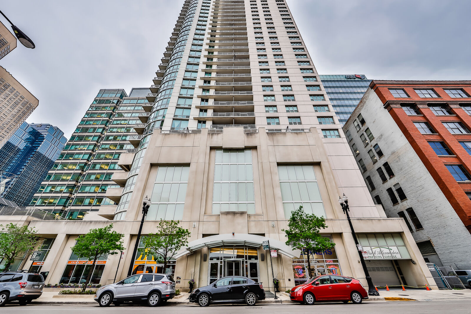 Property Photo:  125 Jefferson Street 2106  IL 60661 