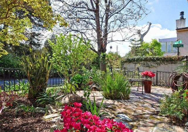 Property Photo:  1513 Madrid Avenue  CA 90501 