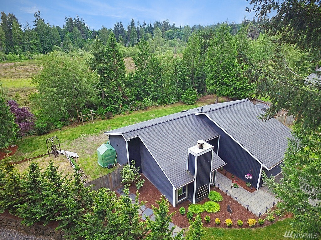 Property Photo: 2406 231st Place NE WA 98074