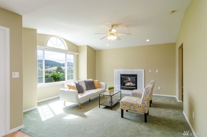 Property Photo:  1806 Cay Wy  WA 98221 