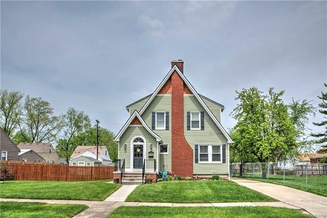 Property Photo: 2225 Baxter Avenue MI 48067