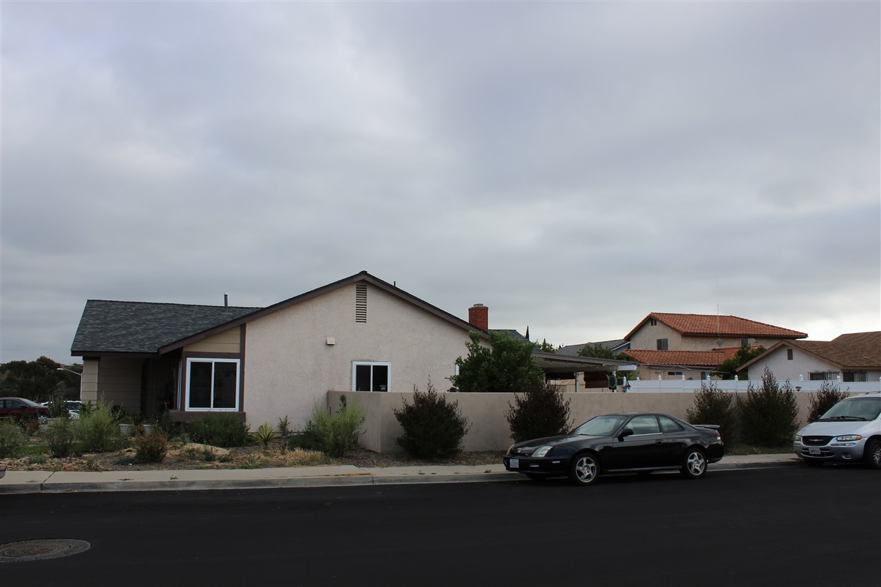 Property Photo:  1650 Plaza Crest Ridge Rd  CA 92114 