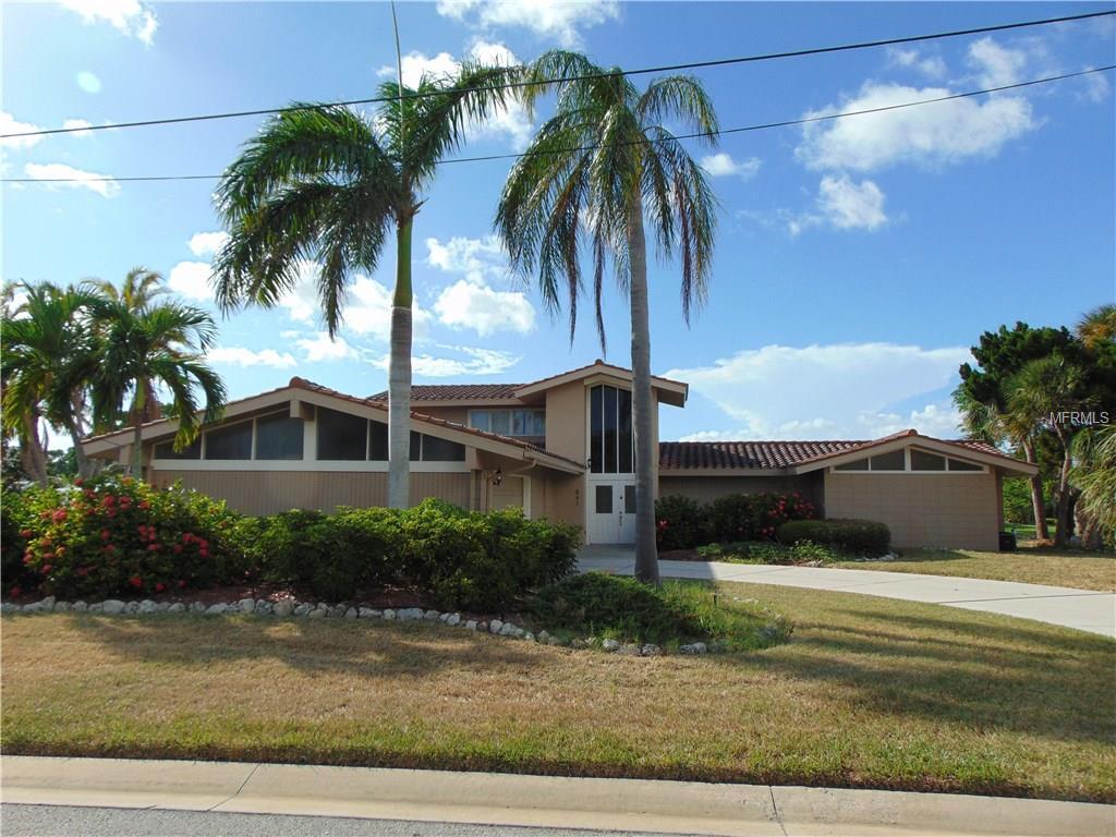 Property Photo: 561 Outrigger Lane FL 34228