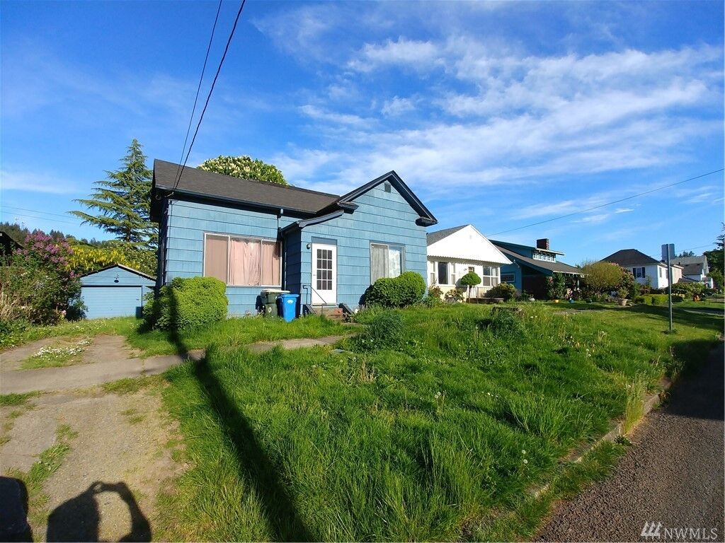 Property Photo: 636 NW Quincy Place WA 98532