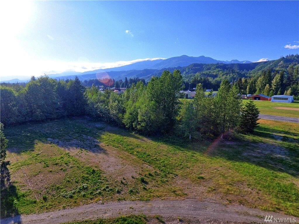 Property Photo: 8064 Ronald Ave WA 98237