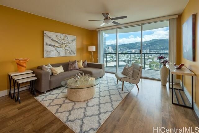 Property Photo: 1837 Kalakaua Avenue 1809 HI 96815