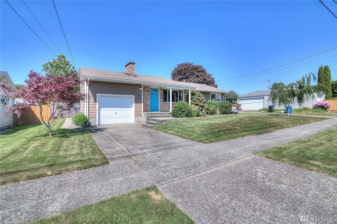 Property Photo: 4415 N 24th Street WA 98406