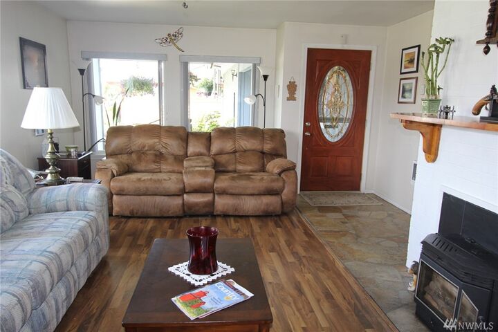 Property Photo: 2121 W Morgan St W WA 98520