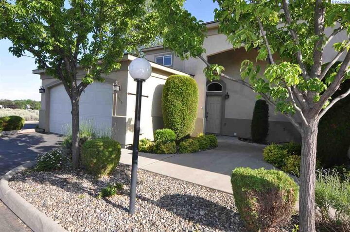 659 Hanford Street  Richland WA 99354 photo