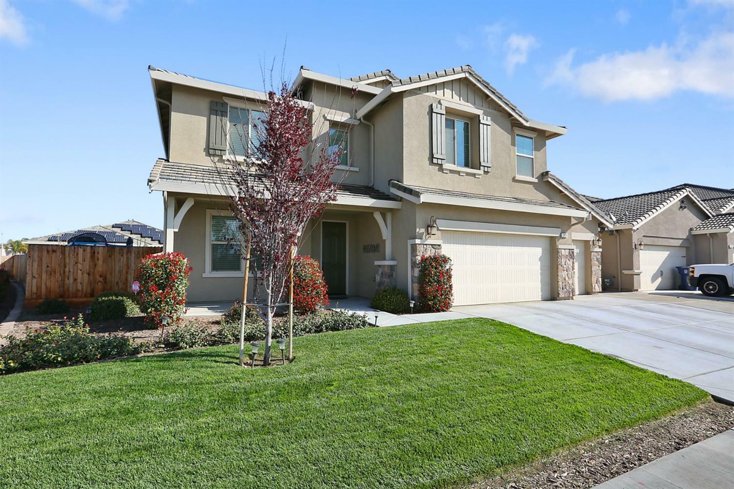 2804 Channel Reef Avenue  Tulare CA 93274 photo