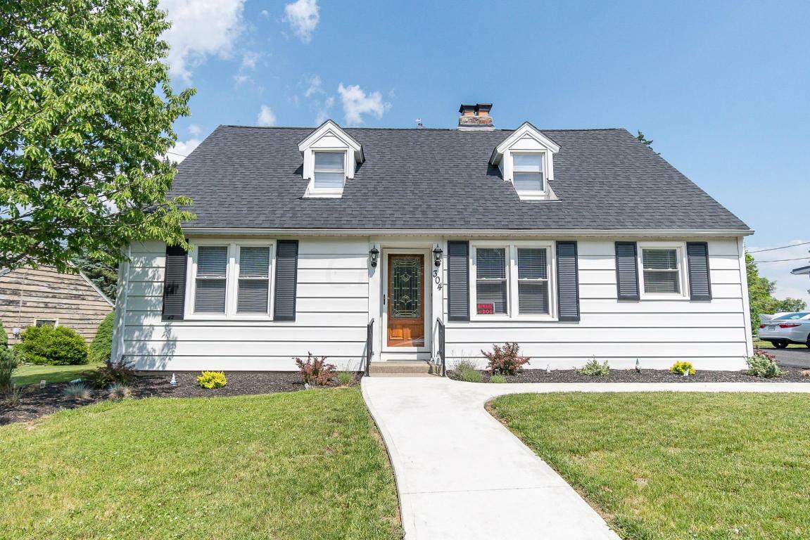 Property Photo: 304 N Main Street OH 43338
