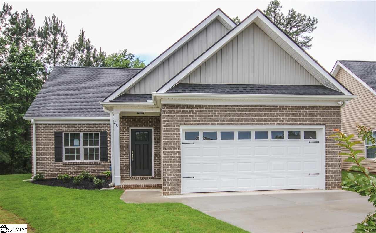 Property Photo:  211 Palmetto Way Lot 1  SC 29642 